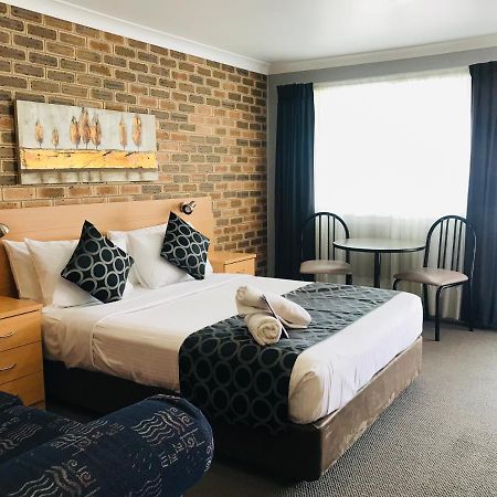 Jumbuck Motor Inn Tenterfield Bagian luar foto