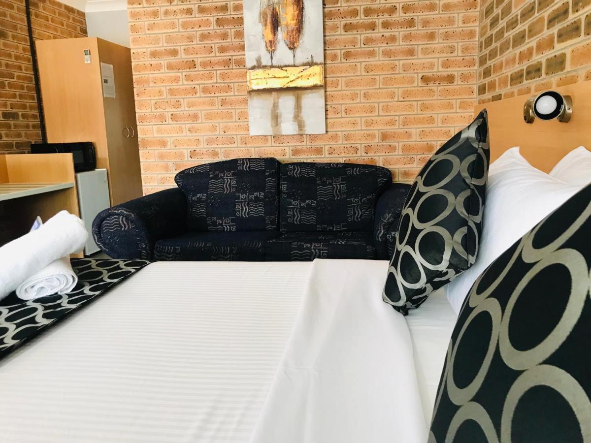 Jumbuck Motor Inn Tenterfield Bagian luar foto