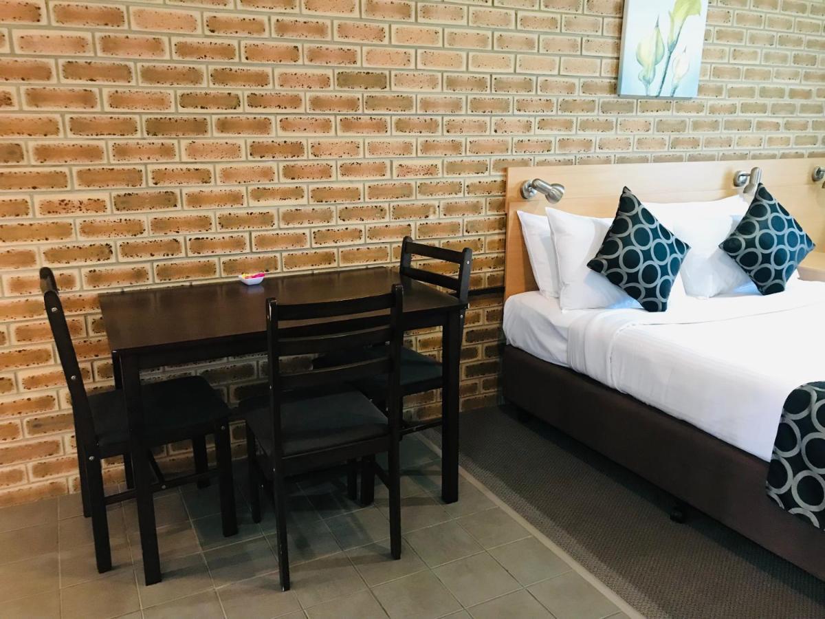 Jumbuck Motor Inn Tenterfield Bagian luar foto