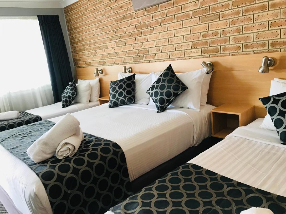 Jumbuck Motor Inn Tenterfield Bagian luar foto