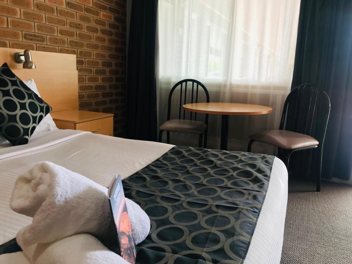 Jumbuck Motor Inn Tenterfield Bagian luar foto