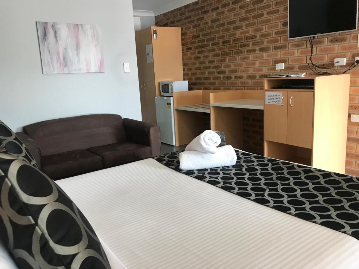 Jumbuck Motor Inn Tenterfield Bagian luar foto