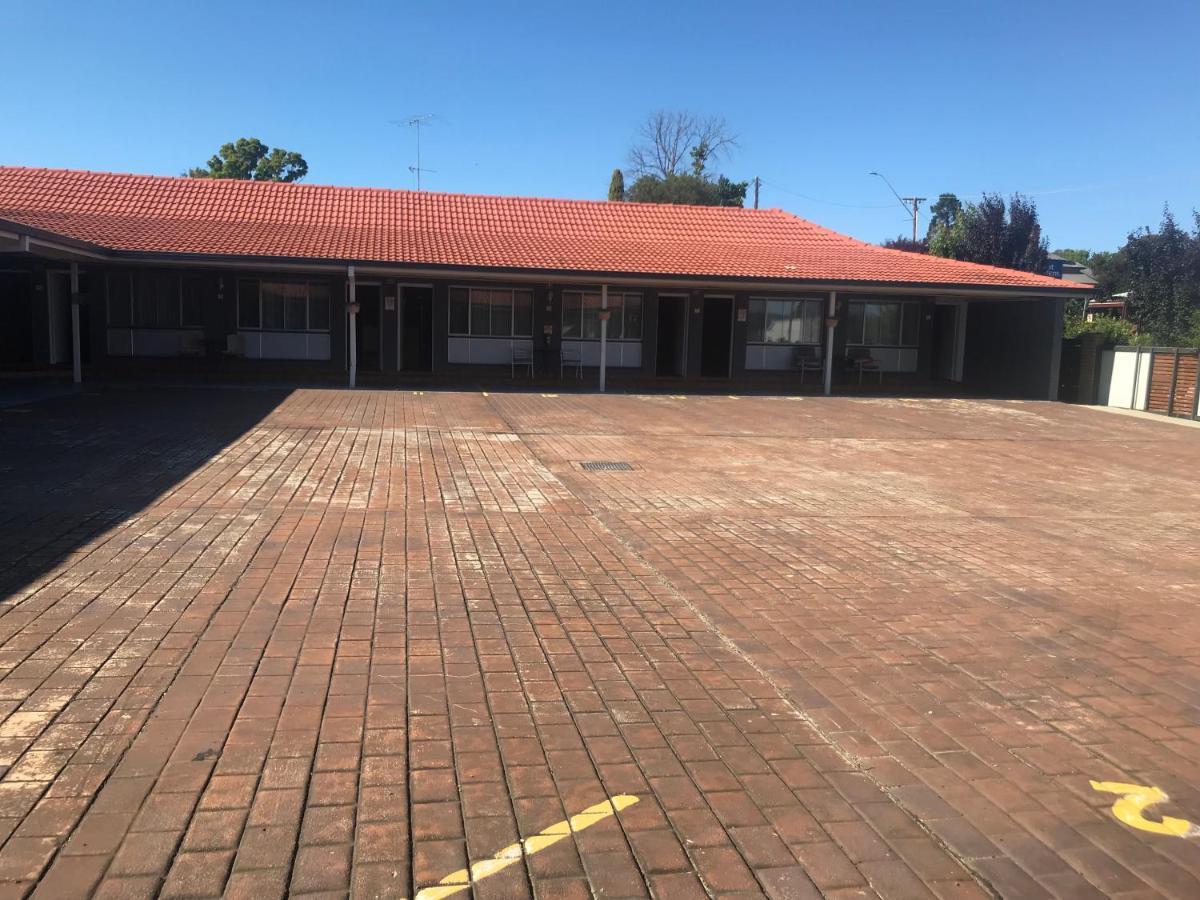 Jumbuck Motor Inn Tenterfield Bagian luar foto