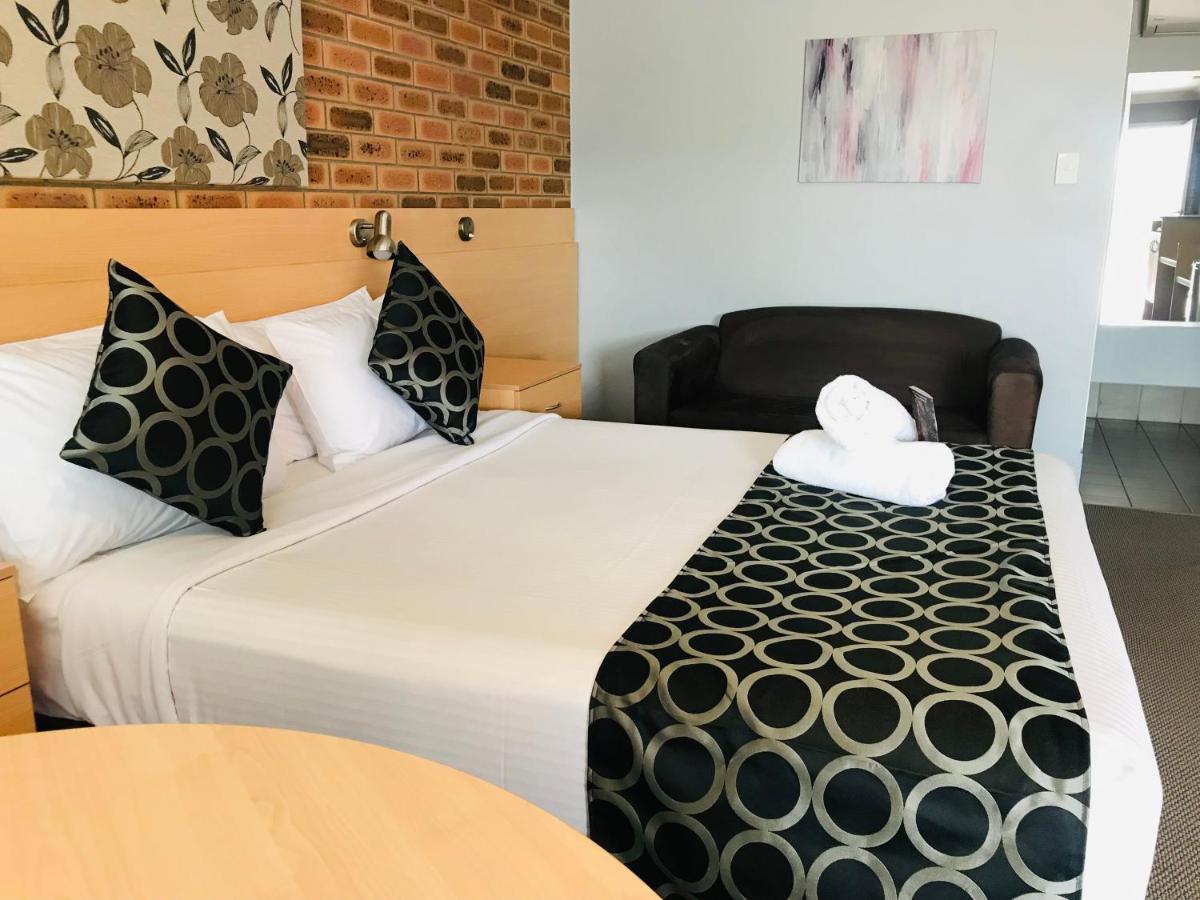 Jumbuck Motor Inn Tenterfield Bagian luar foto