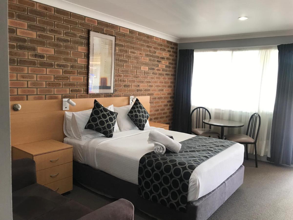 Jumbuck Motor Inn Tenterfield Bagian luar foto