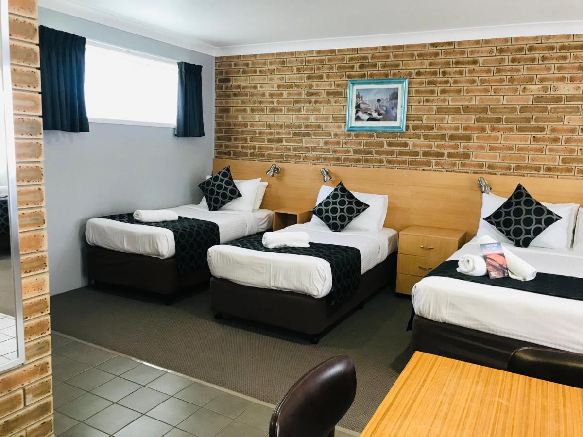 Jumbuck Motor Inn Tenterfield Bagian luar foto